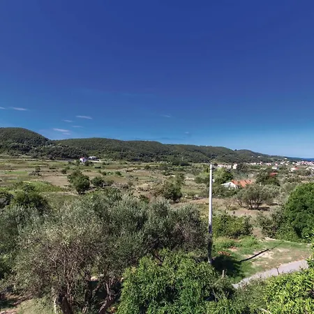 Apartment Lovely In Supetarska Draga