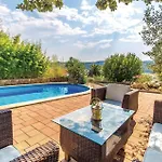 Apartment Lovely In Supetarska Draga