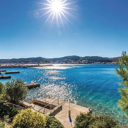Lovely In With Wifi Supetarska Draga